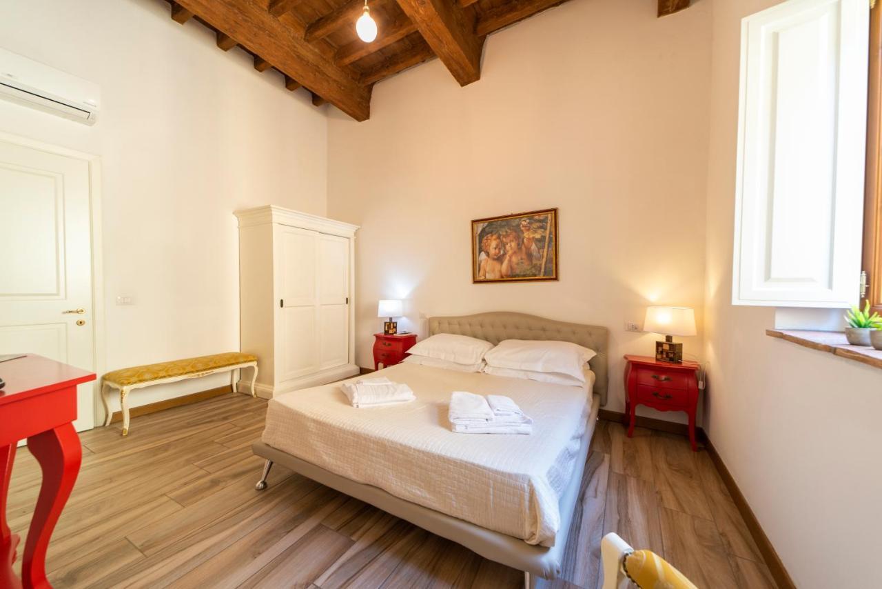 Residenza Santa Croce Apartment Florence Exterior photo
